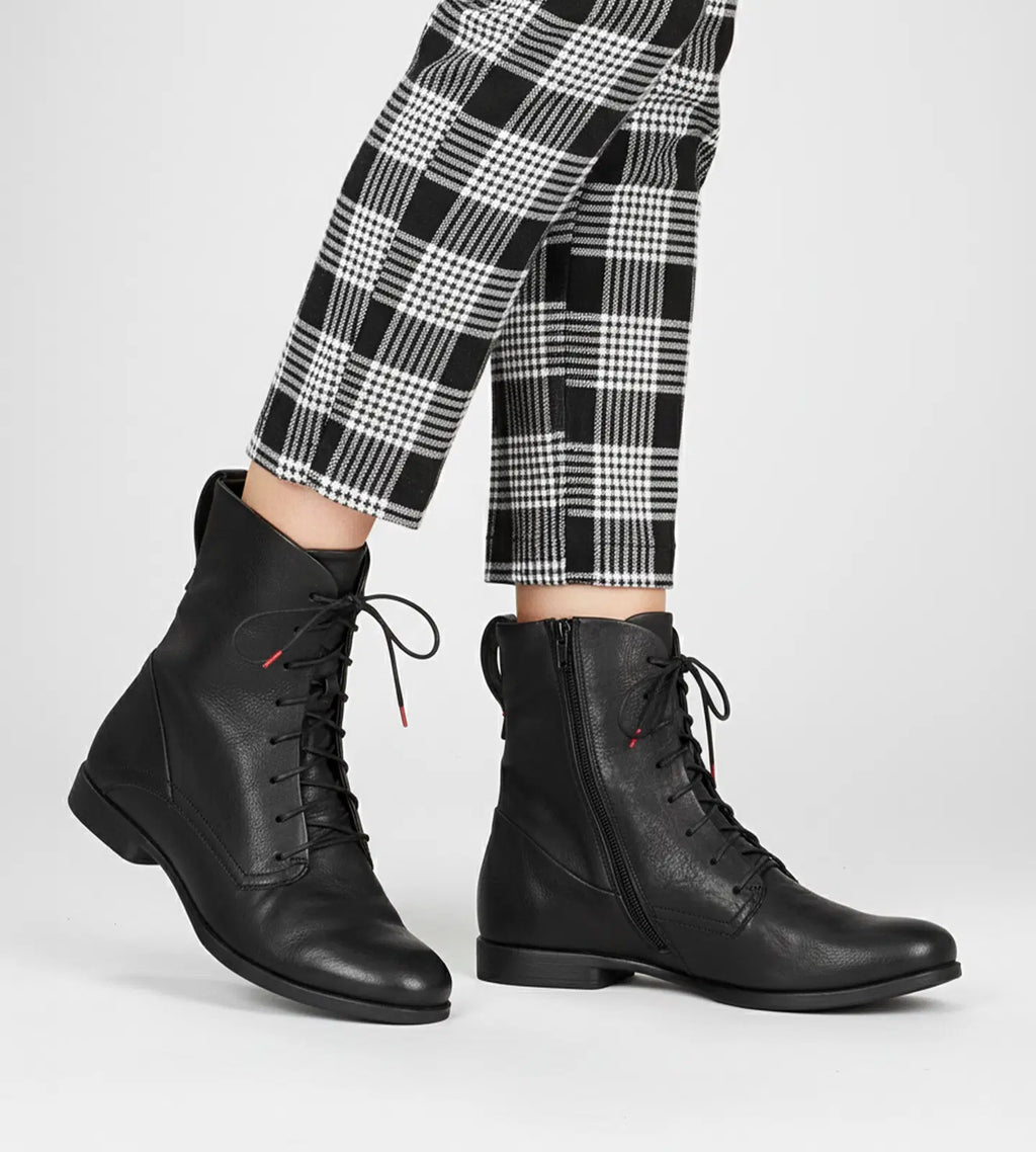 Think Stiefel "Agrat" schwarz