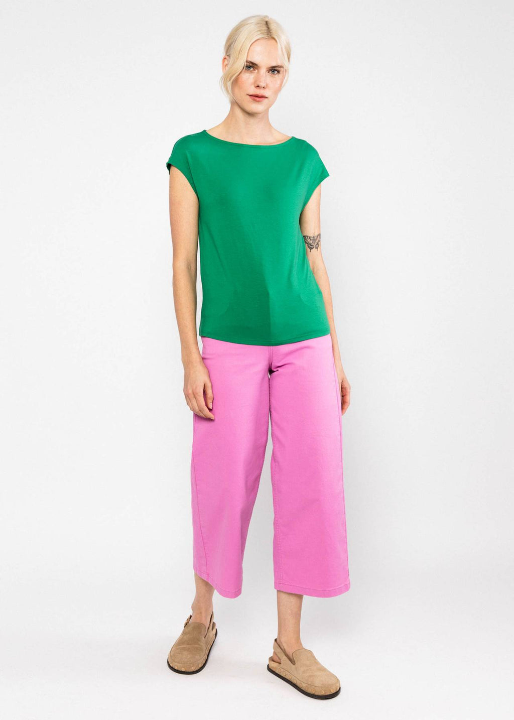 Blutsgeschwister T-Shirt "Breezy Flowgirl" grün