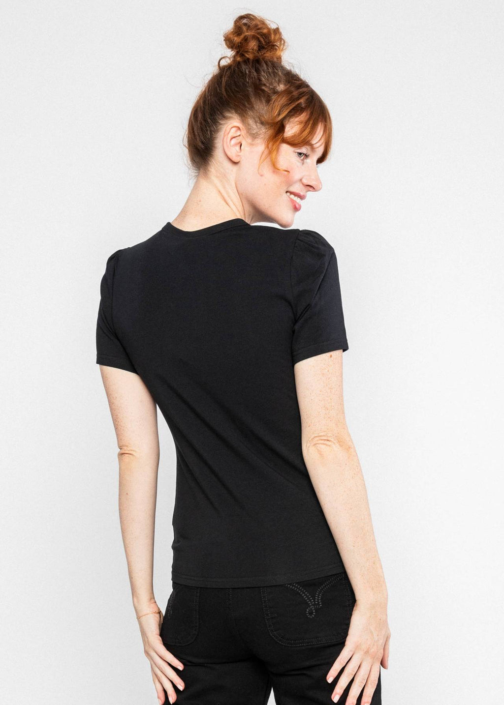 Blutsgeschwister T-Shirt "Criss Cross Coeur" schwarz