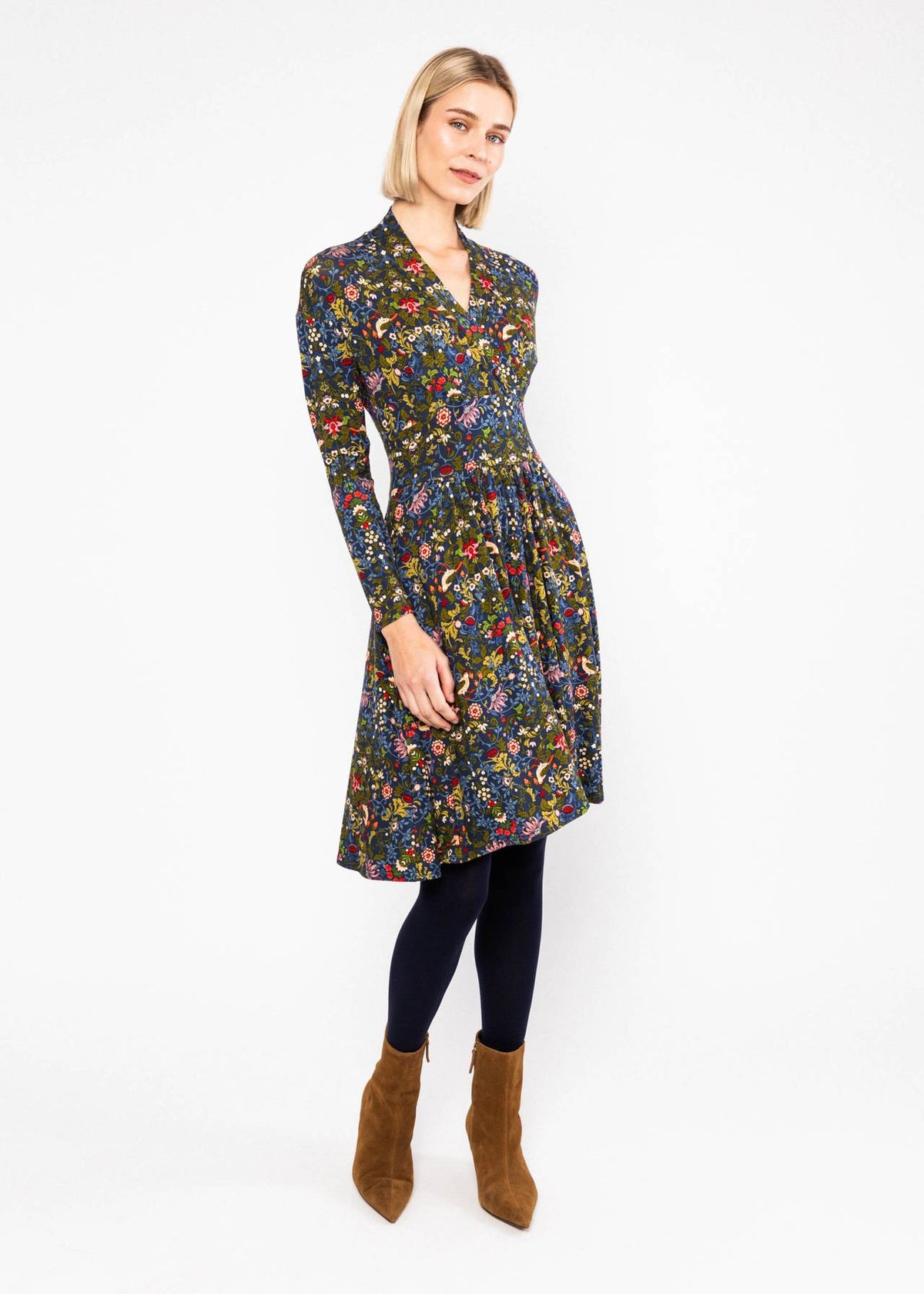 Blutsgeschwister Kleid "La Vie est Belle en Hiver" blau/grün geblümt