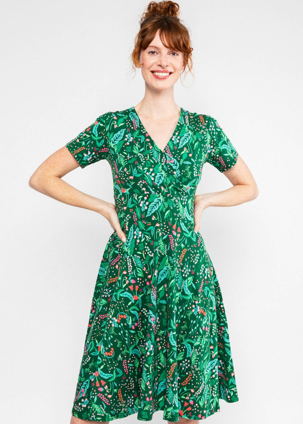 Blutsgeschwister Kleid "Shalala Tralala Spring" grün/gemustert