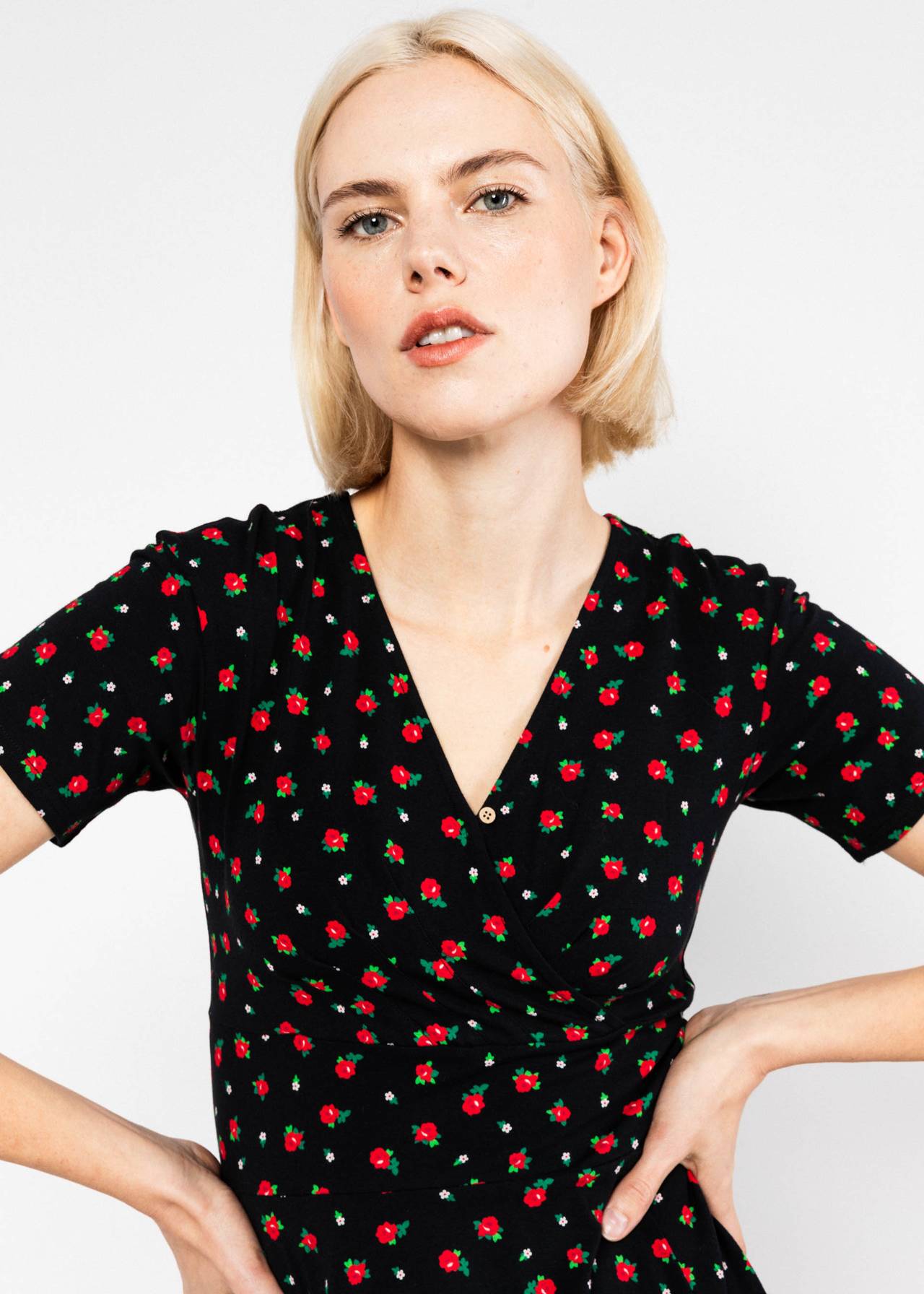 Blutsgeschwister Kleid "Shalala Tralala Spring " schwarz/geblümt