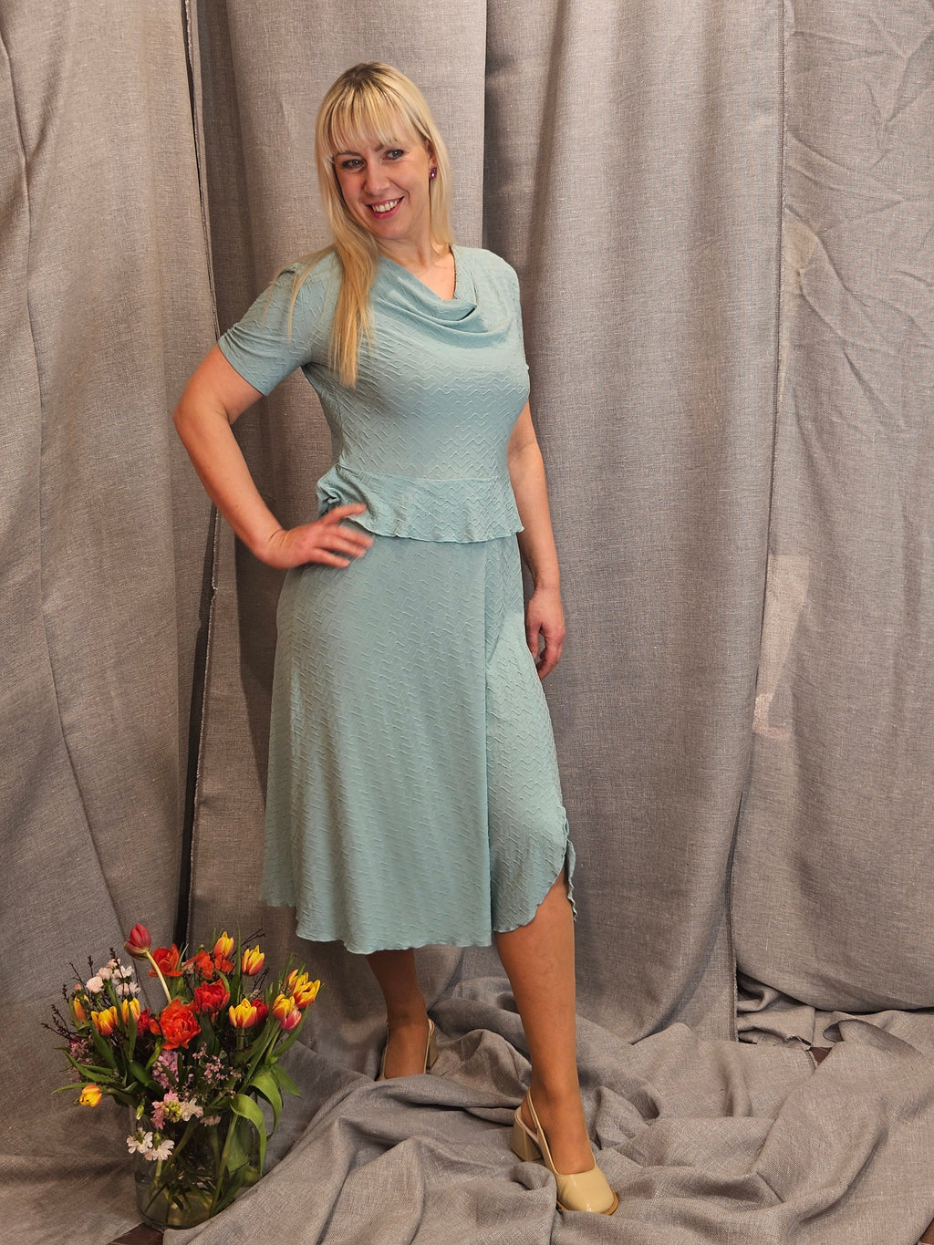 Miranda Merra Kleid "Wellenspiel" midi türkis