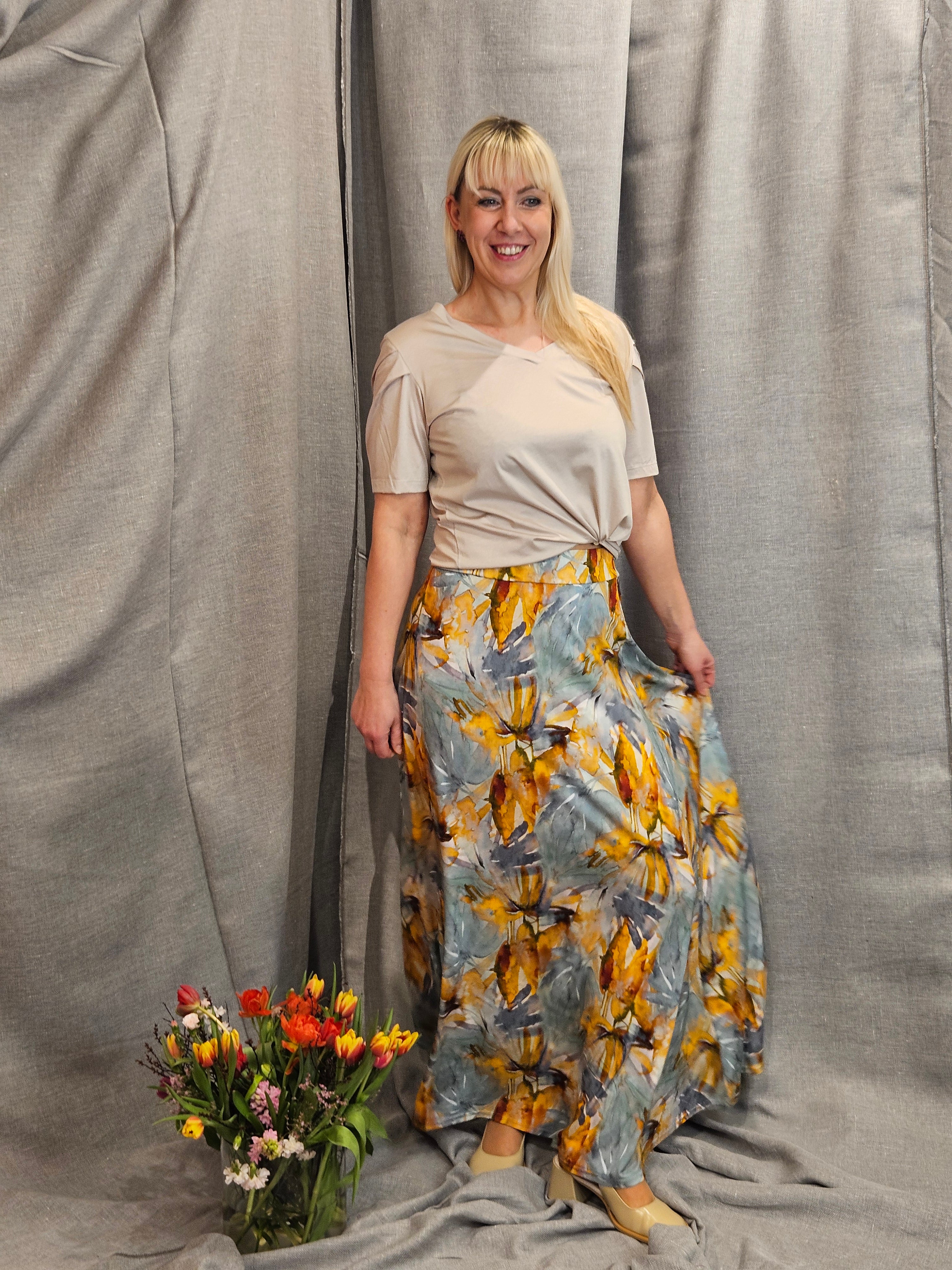 Miranda Merra Rock "Sommertraum"orange/blau gemustert