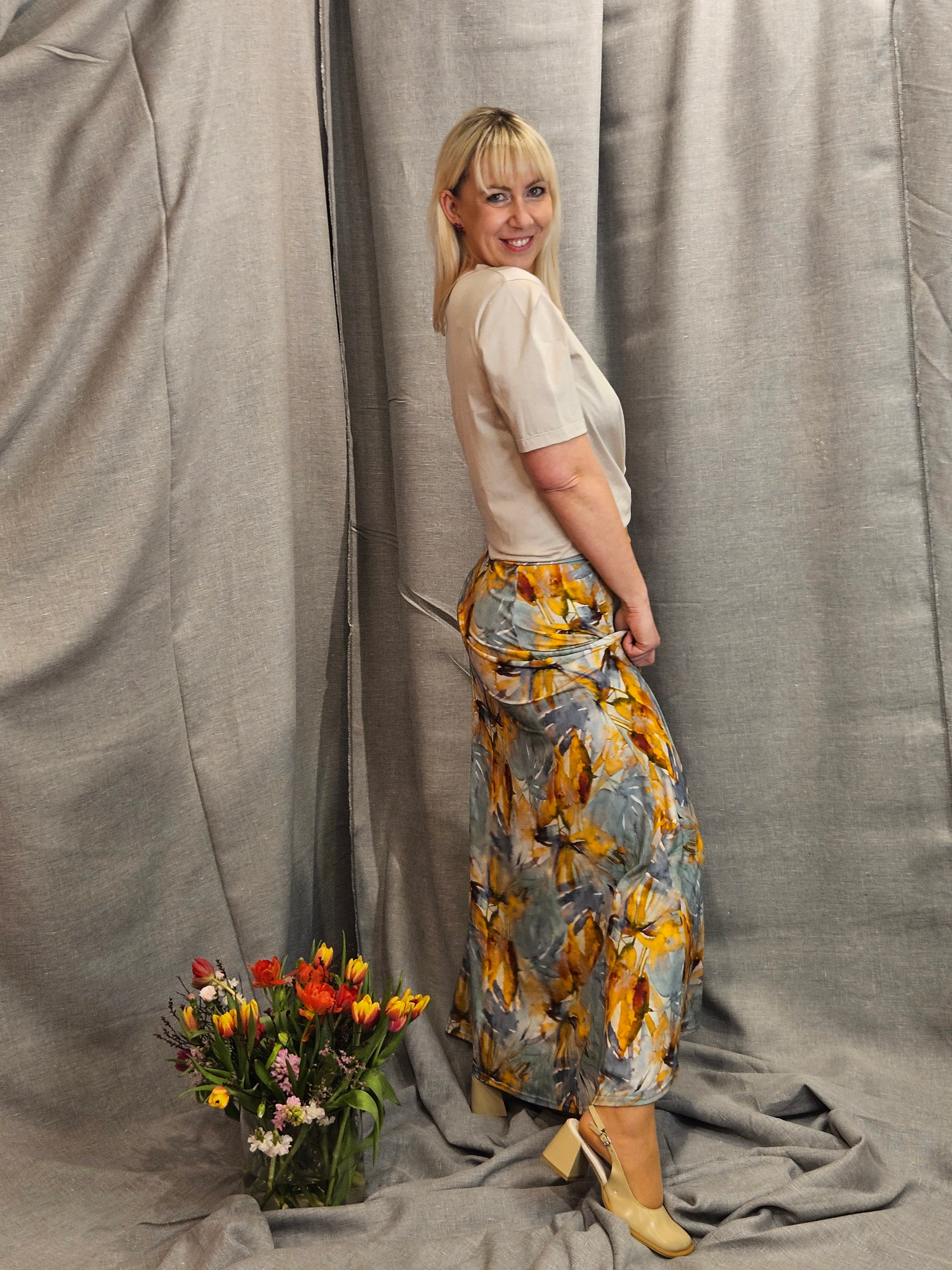 Miranda Merra Rock "Sommertraum"orange/blau gemustert