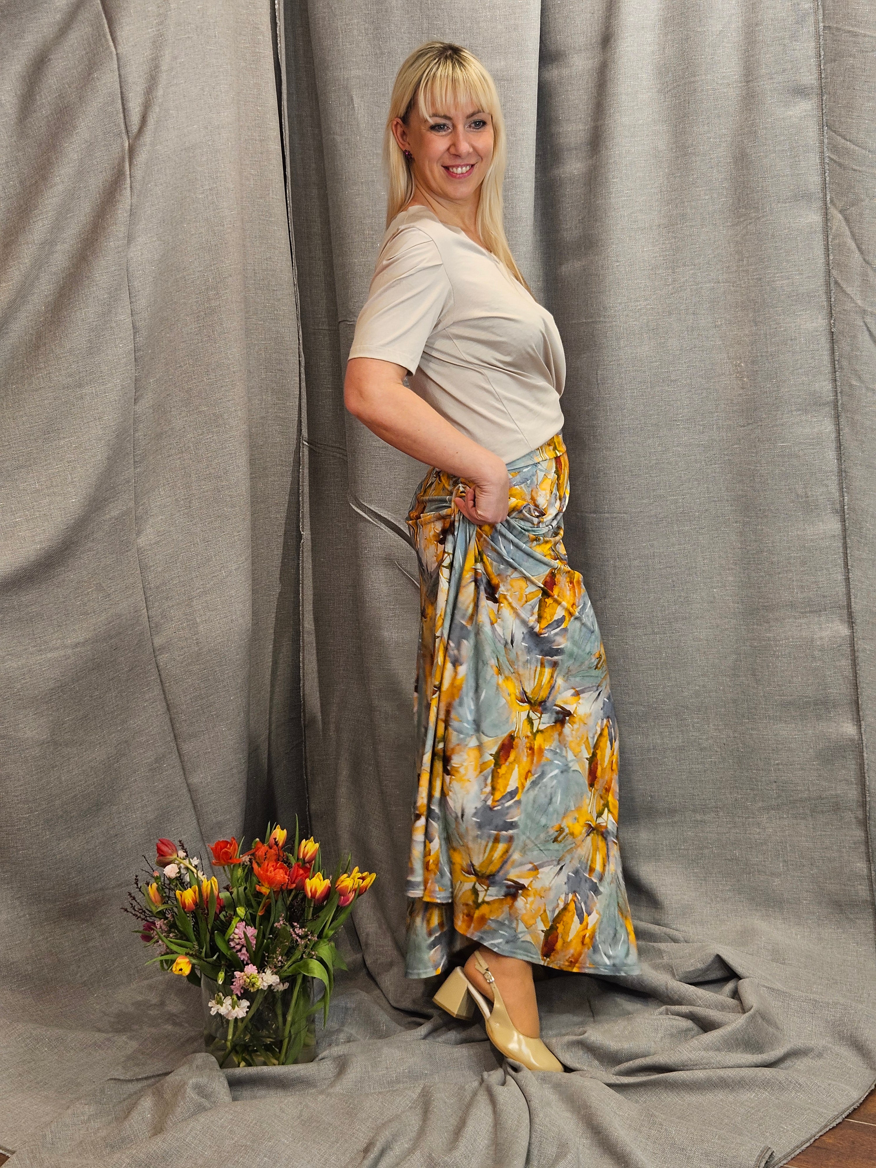 Miranda Merra Rock "Sommertraum"orange/blau gemustert