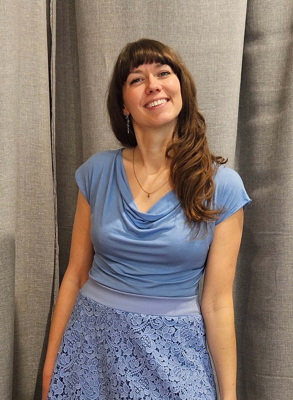 Miranda Merra Wasserfall-Shirt "Himmelblau" hellbau