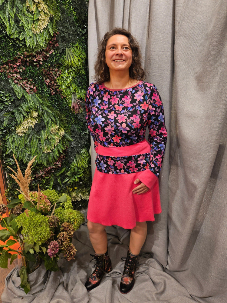 miranda merra Shirt "Blütennacht" schwarz pink/geblümt