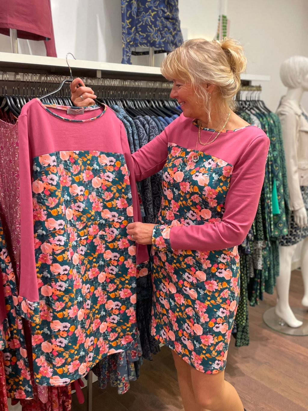 Miranda Merra Kleid "Pink Flower" pink bunt/geblümt