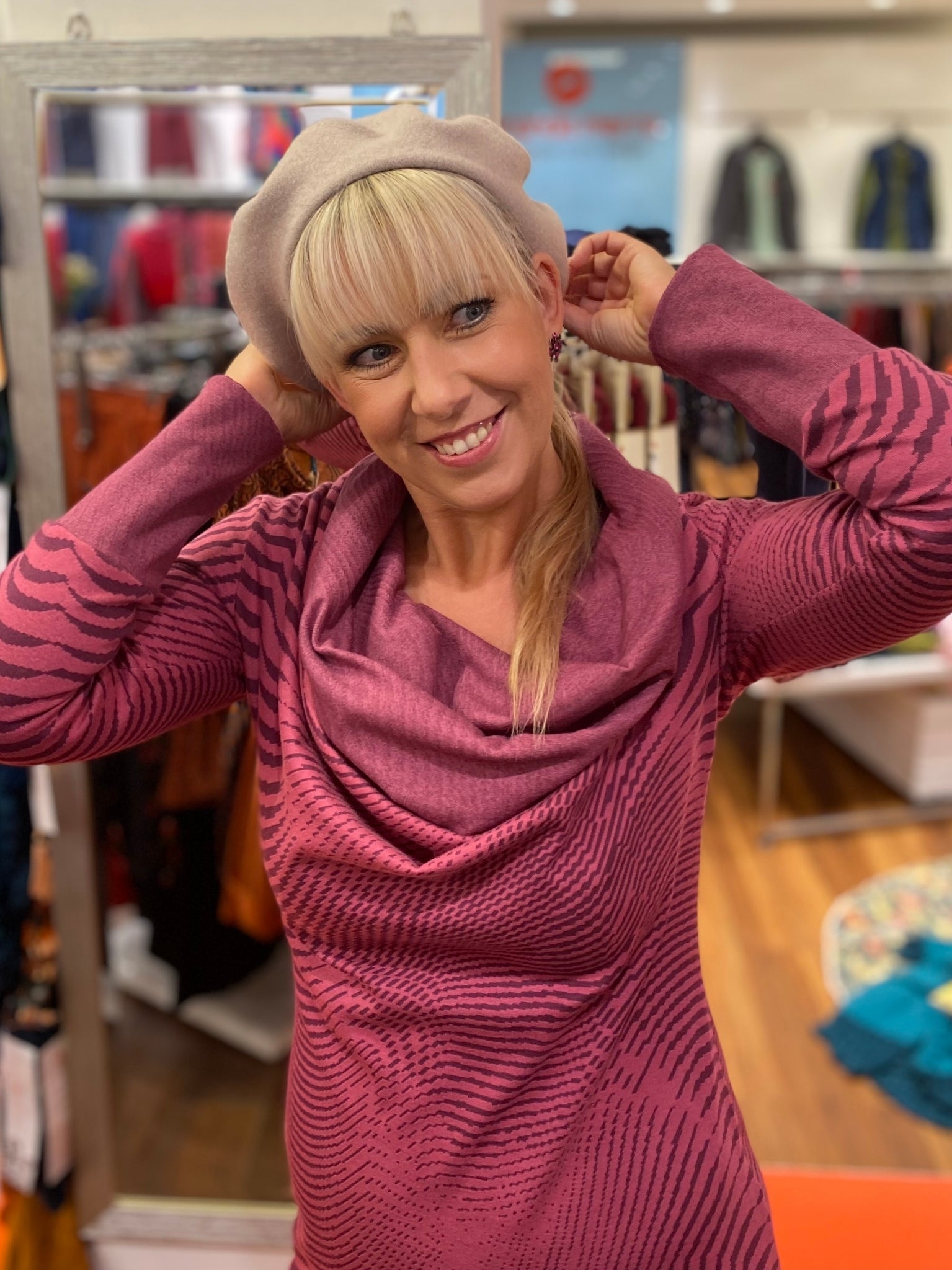 Miranda Merra Kragen-Kleid "Stormy Berry" berry