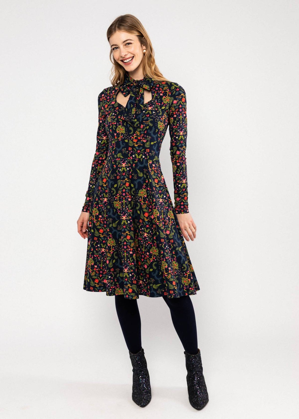 Blutsgeschwister Kleid "Miraculous Power Tralala Loop" blau/bunt gemustert