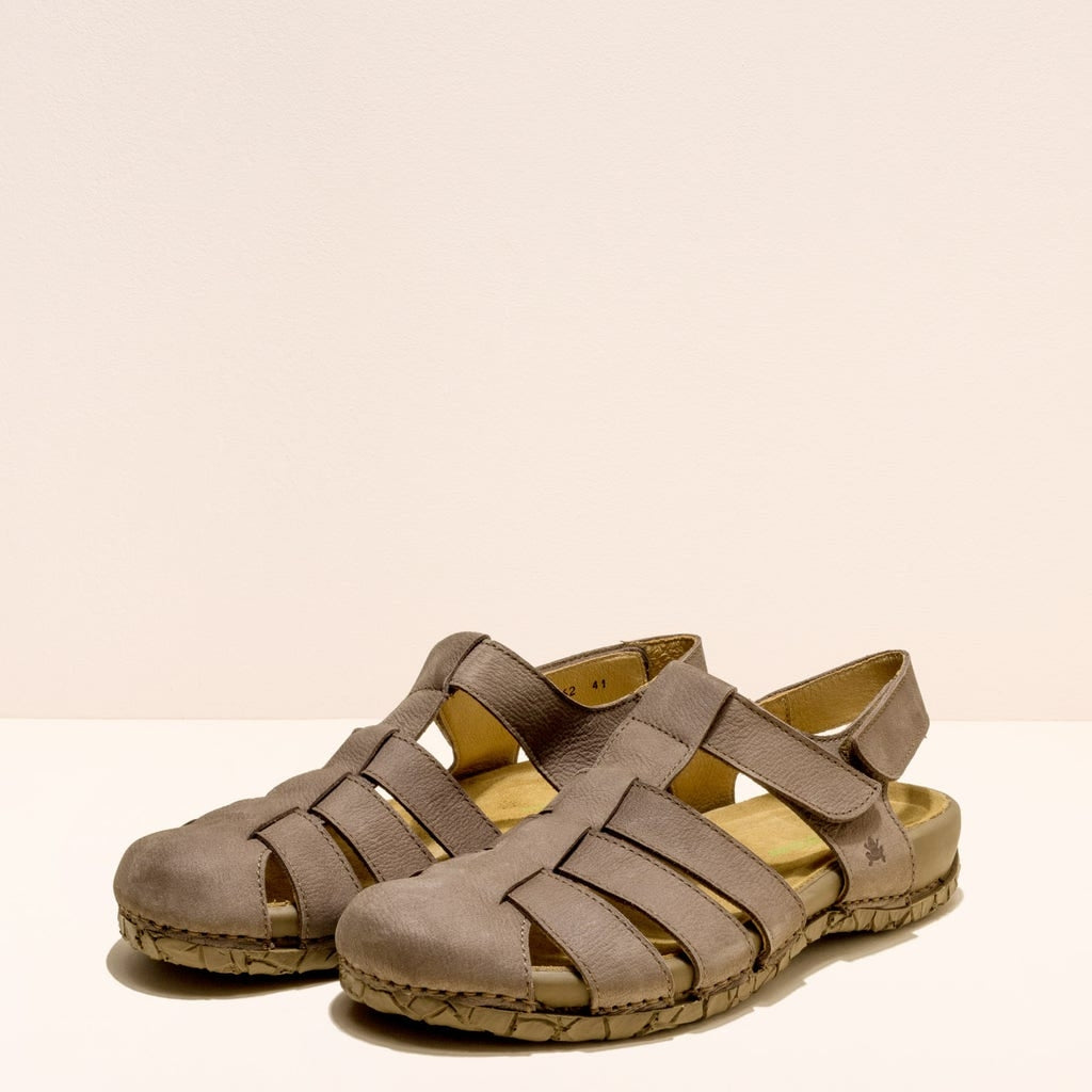 El Naturalista Sandale beige