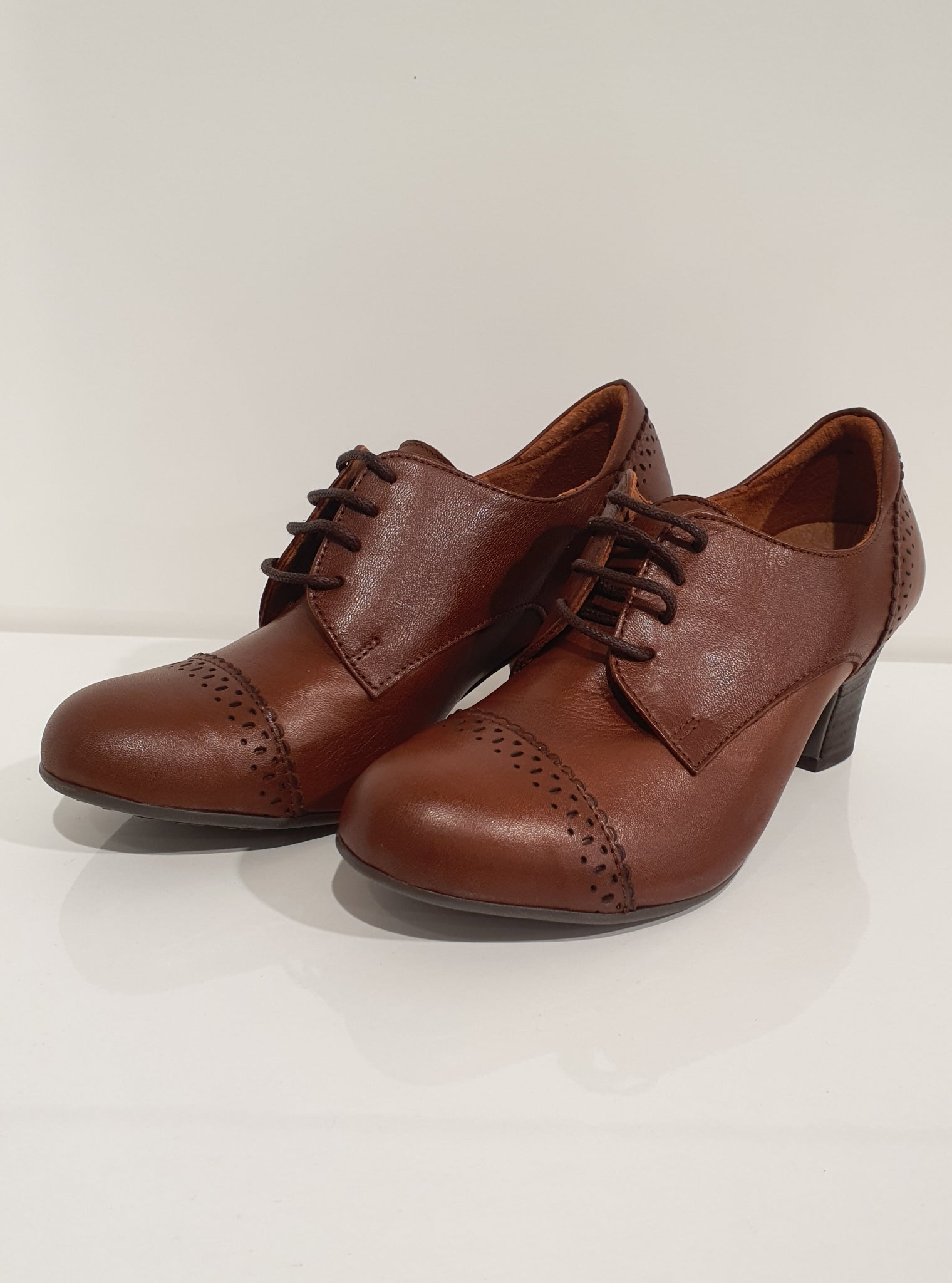 Brako Schnürpumps braun