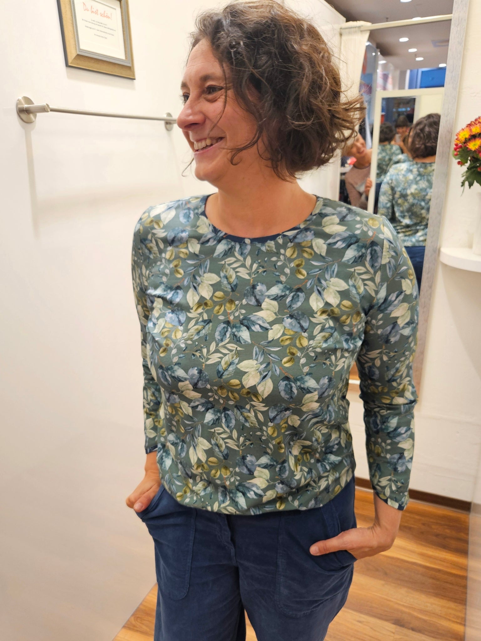 Miranda Merra Shirt "Herbstlaub olive" grün/gemustert