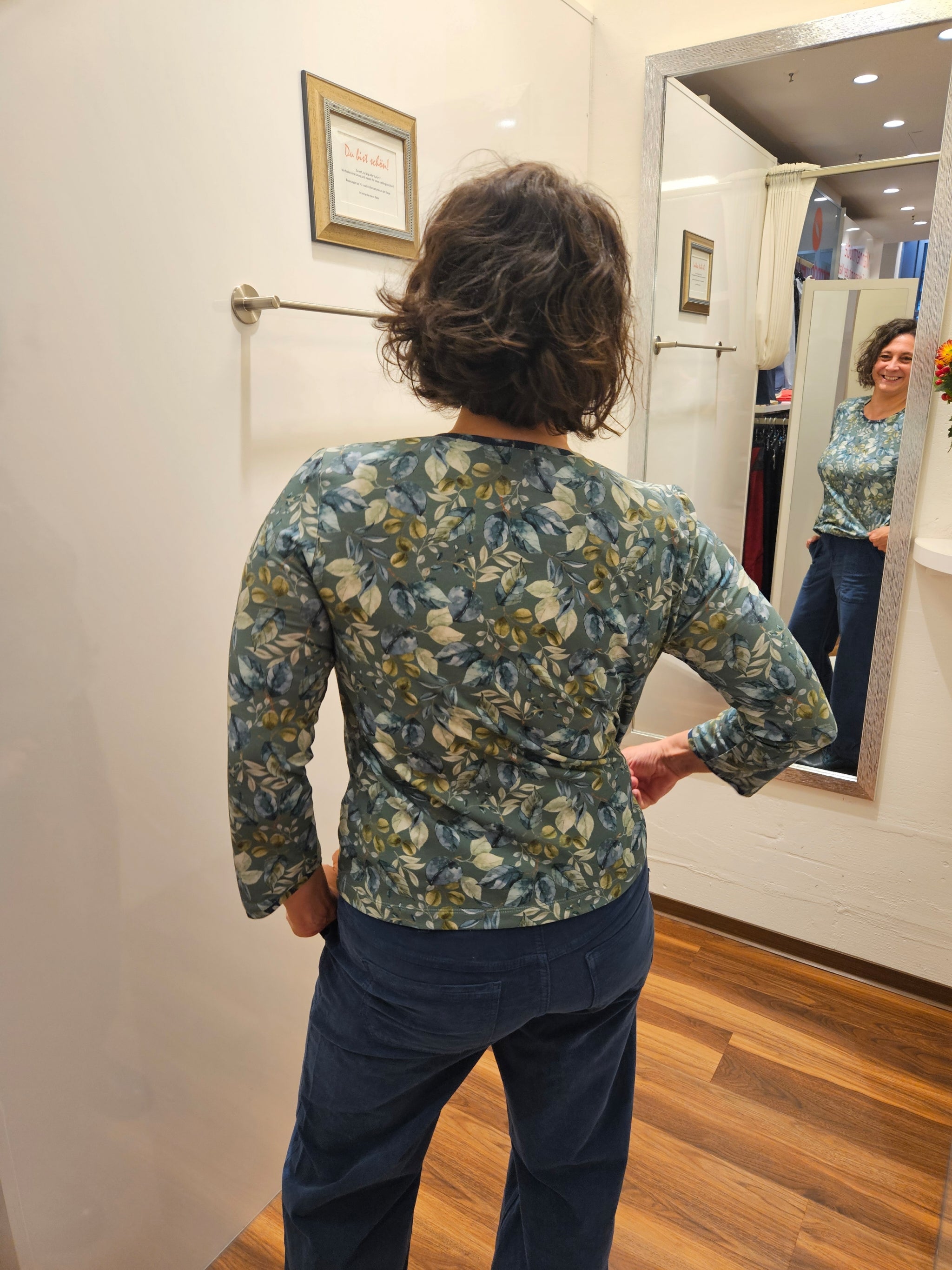 Miranda Merra Shirt "Herbstlaub olive" grün/gemustert