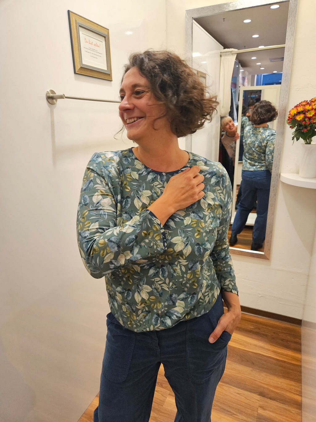 Miranda Merra Shirt "Herbstlaub olive" grün/gemustert
