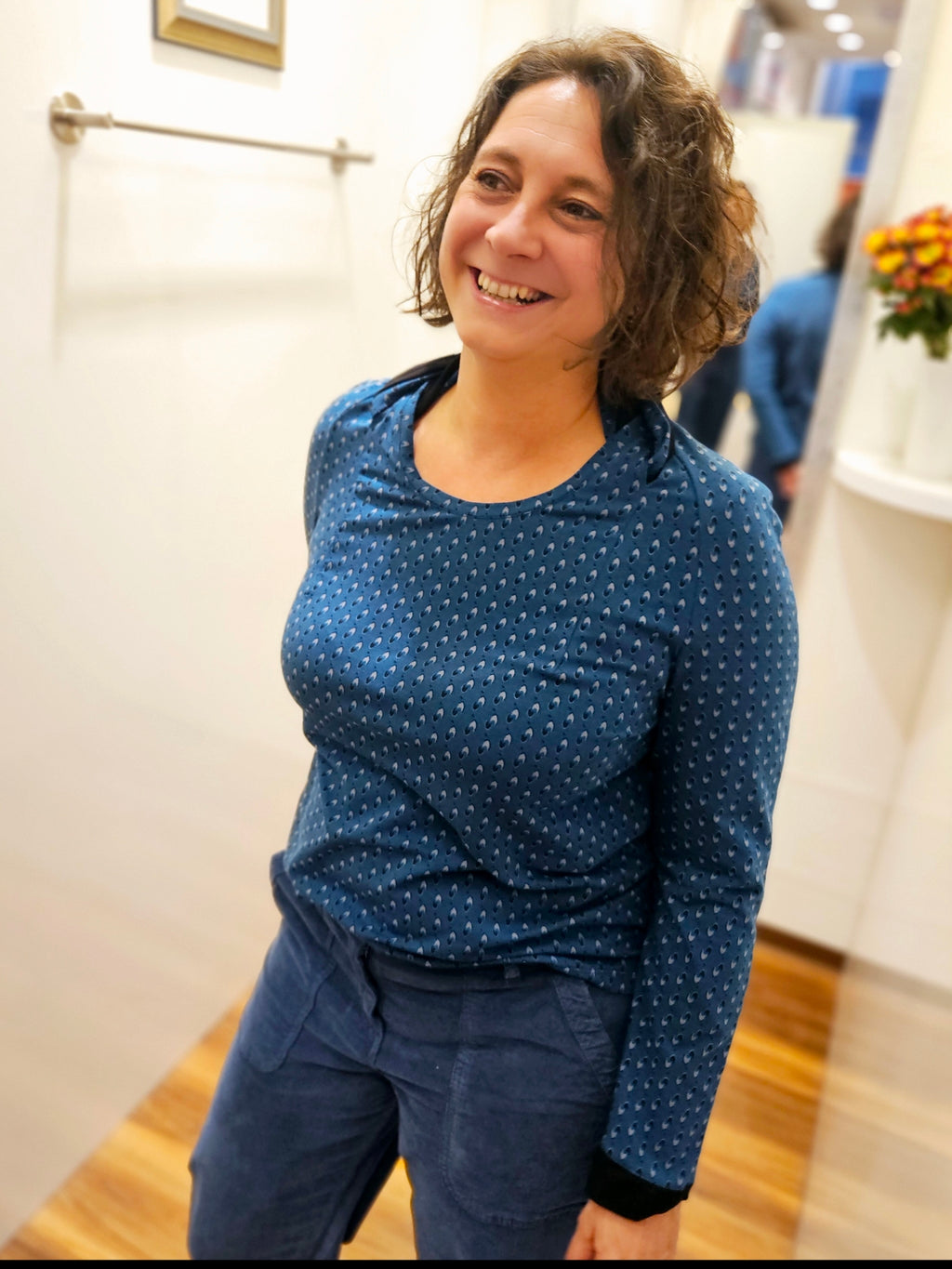 Miranda Merra Shirt "Tropfen" petrol/gemustert