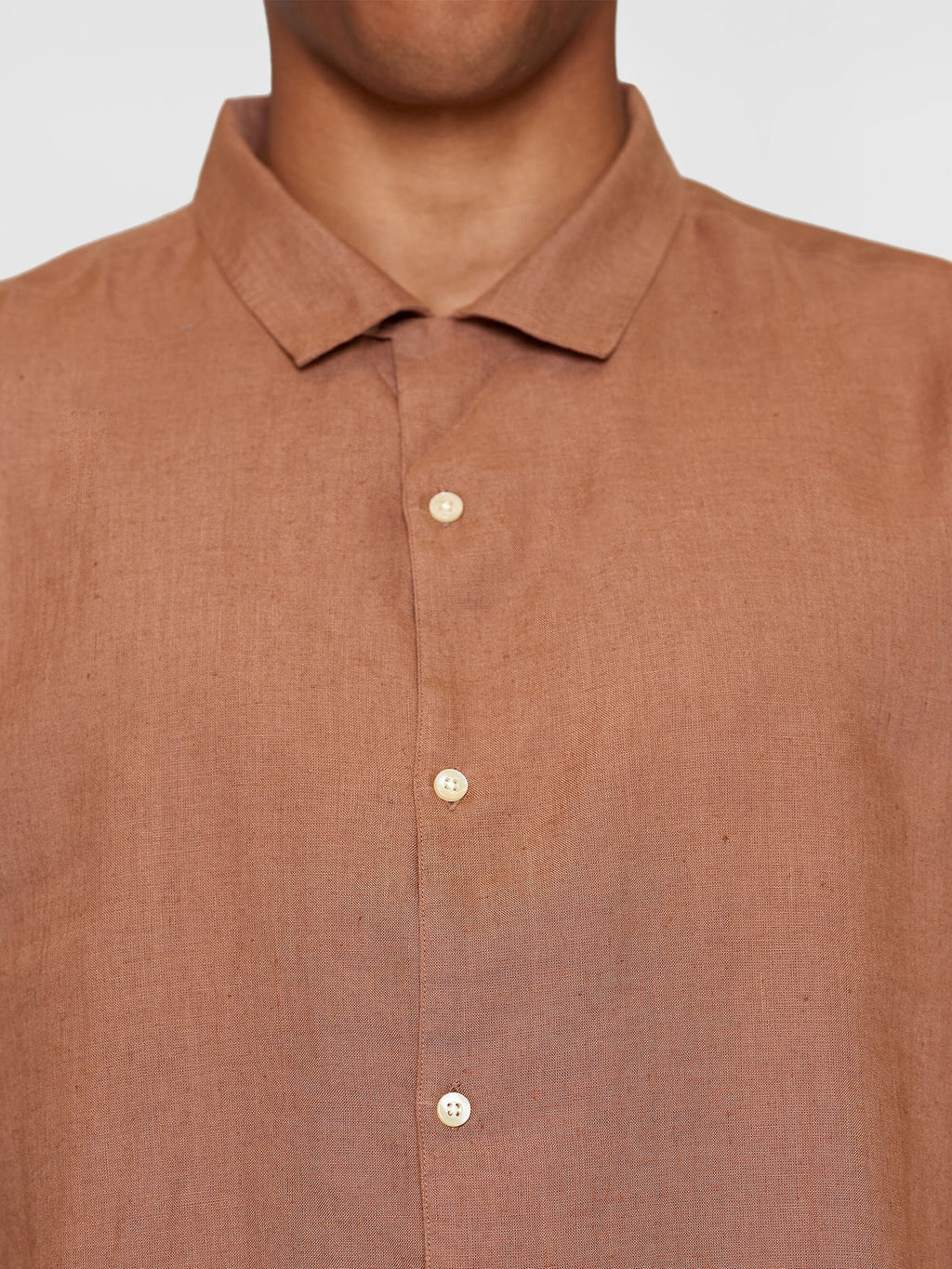 Knowledge Cotton Hemd aus Leinen kurzarm terra