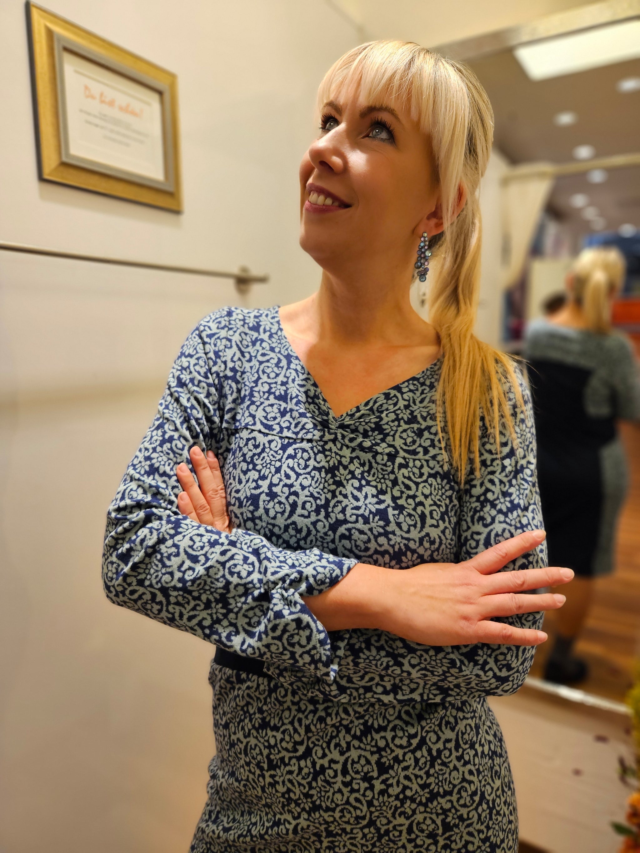 Miranda Merra Kleid "Midnight blossom" blau gemustert