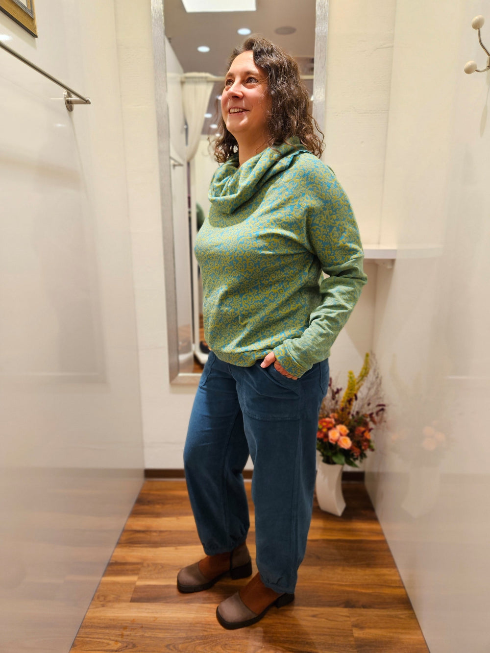 Miranda Merra Pullover mit Schalkragen grün
