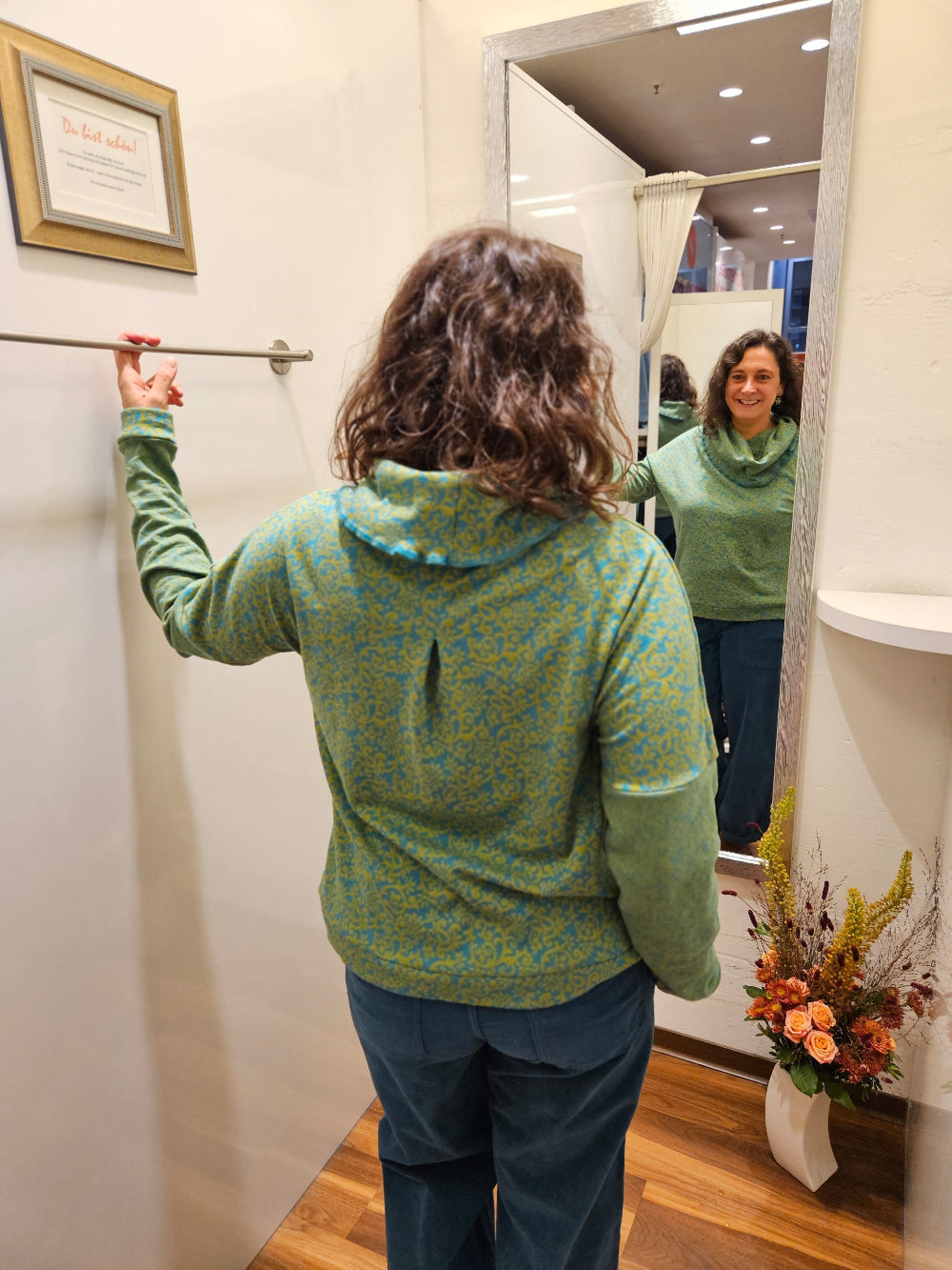 Miranda Merra Pullover mit Schalkragen grün
