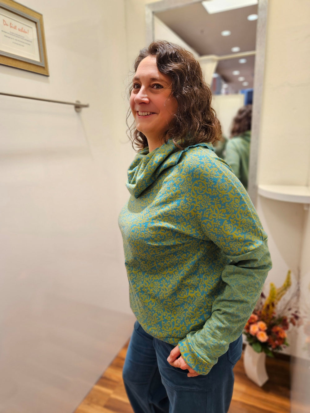 Miranda Merra Pullover mit Schalkragen grün