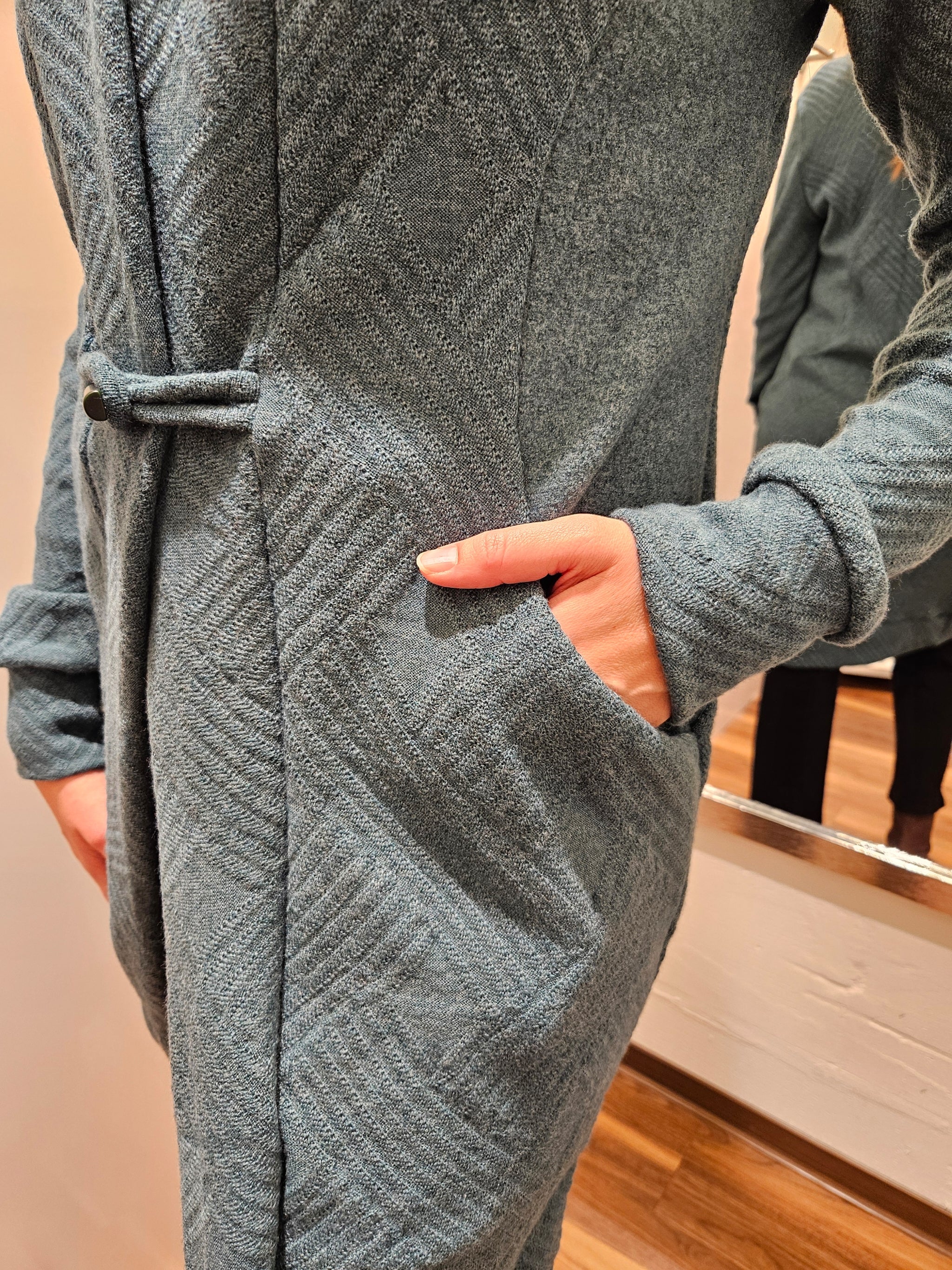 Miranda Merra Long-Strickjacke mit Wolle "Green Cozy" petrol