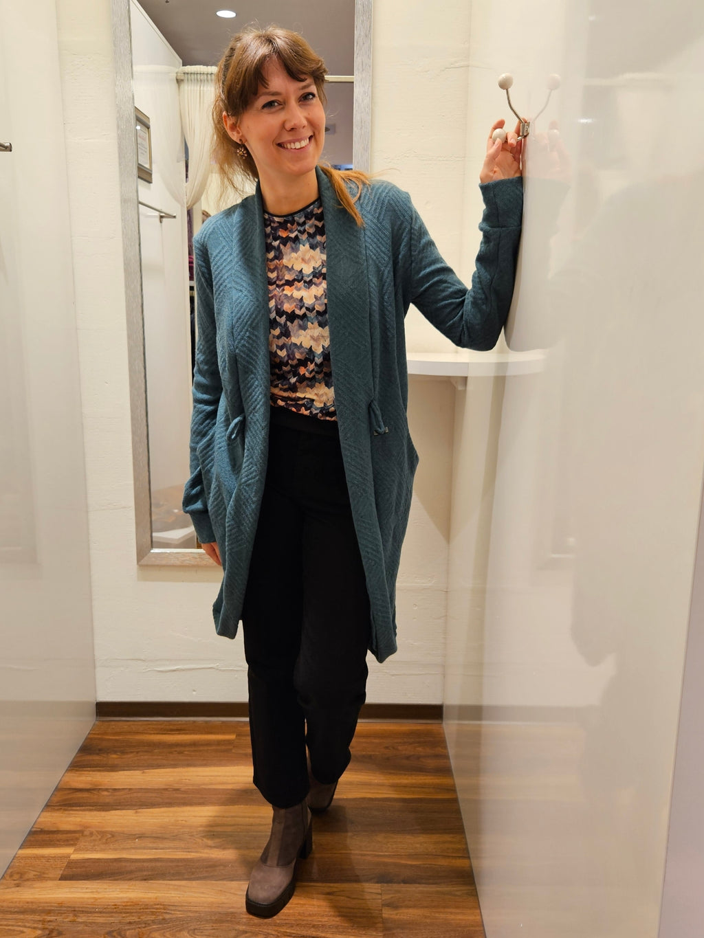 Miranda Merra Long-Strickjacke mit Wolle "Green Cozy" petrol