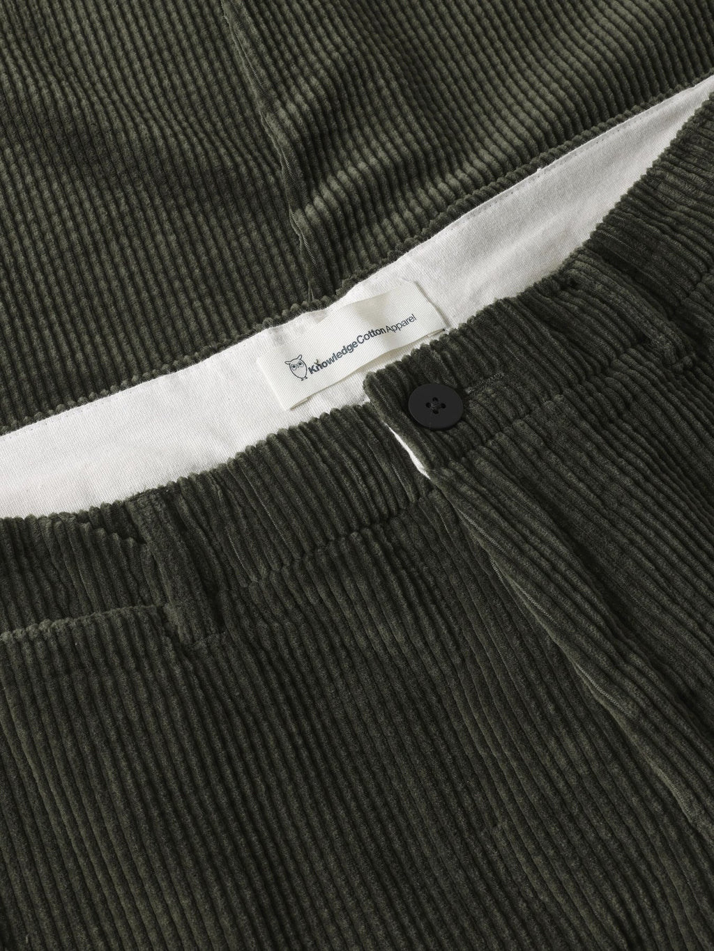 Knowledge Cotton Cordhose "Chuck" dunkelgrün