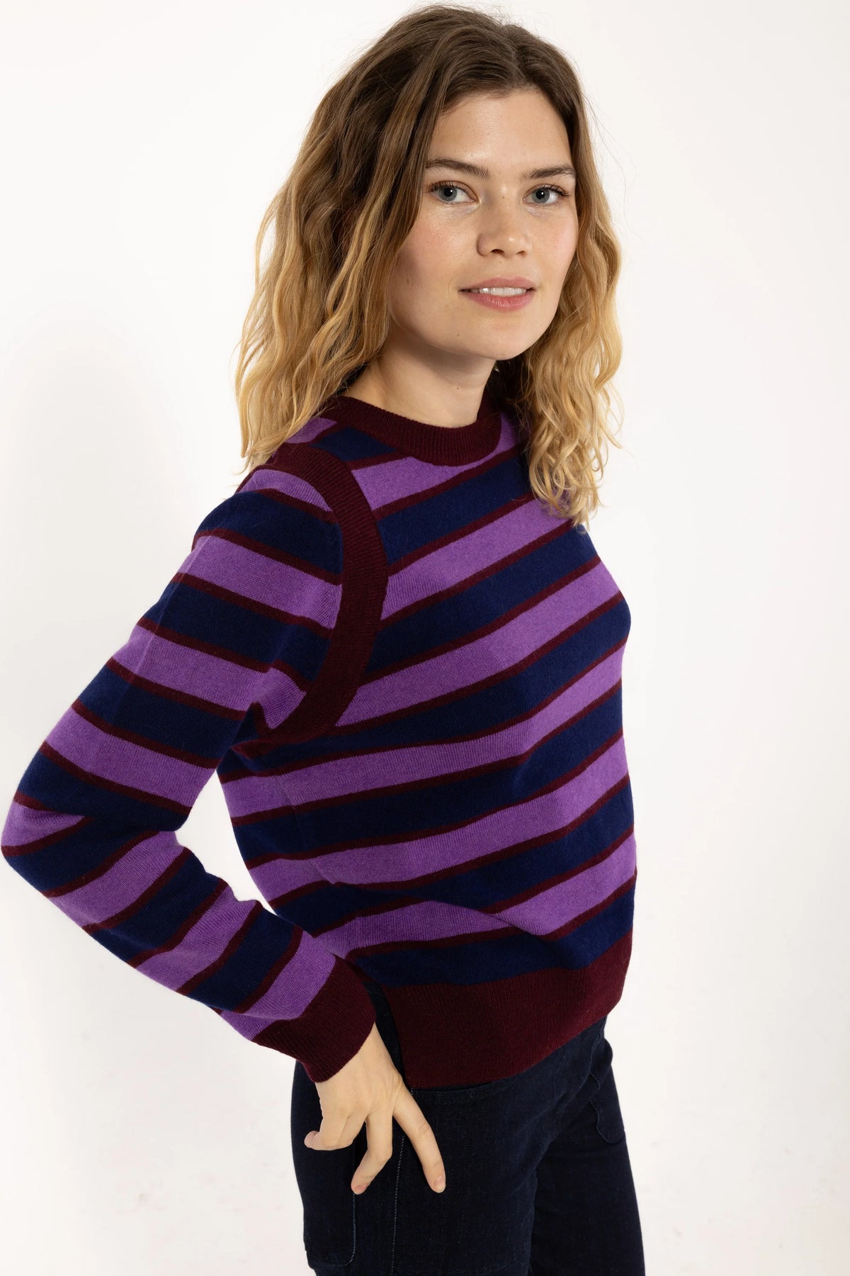 Danefae Pullover "Daneverse" lila/gestreift
