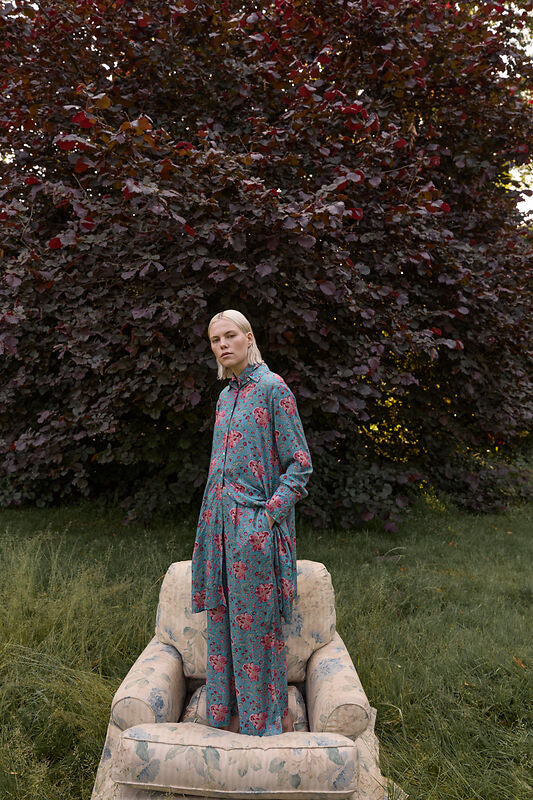 Himalaya Hose "Molo" blau/rosa geblümt