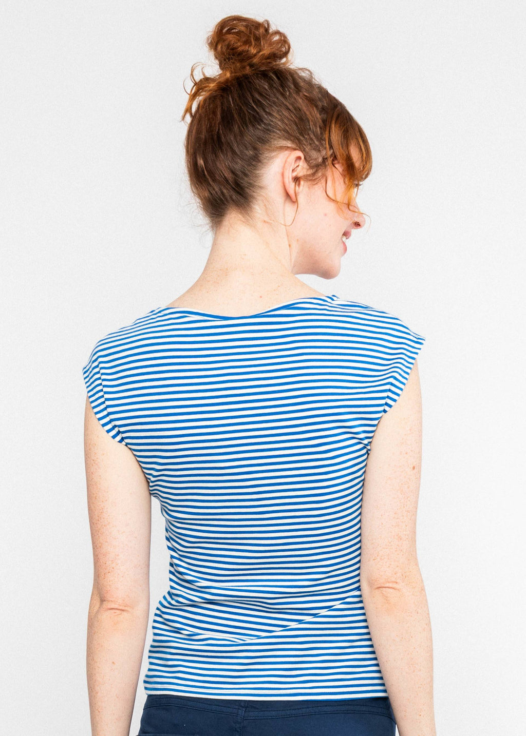 Blutsgeschwister Top "Vintage V-Neck" blau/weiß gestreift
