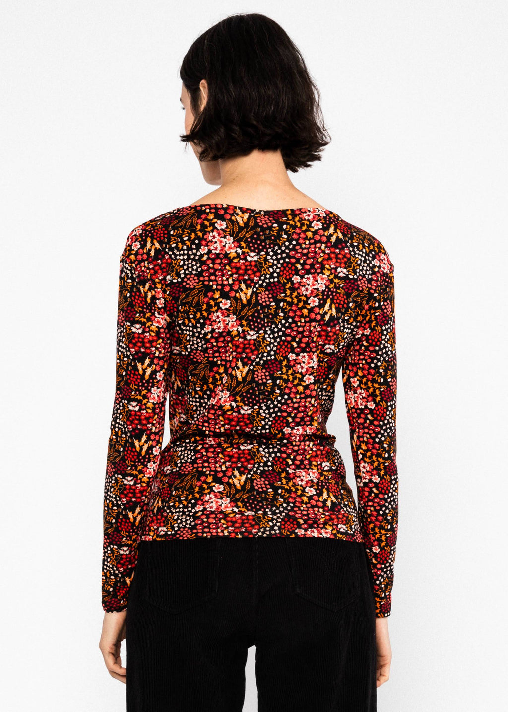 Blutsgeschwister Shirt mit Wasserfall "Wishful Waterfall" schwarz/geblümt