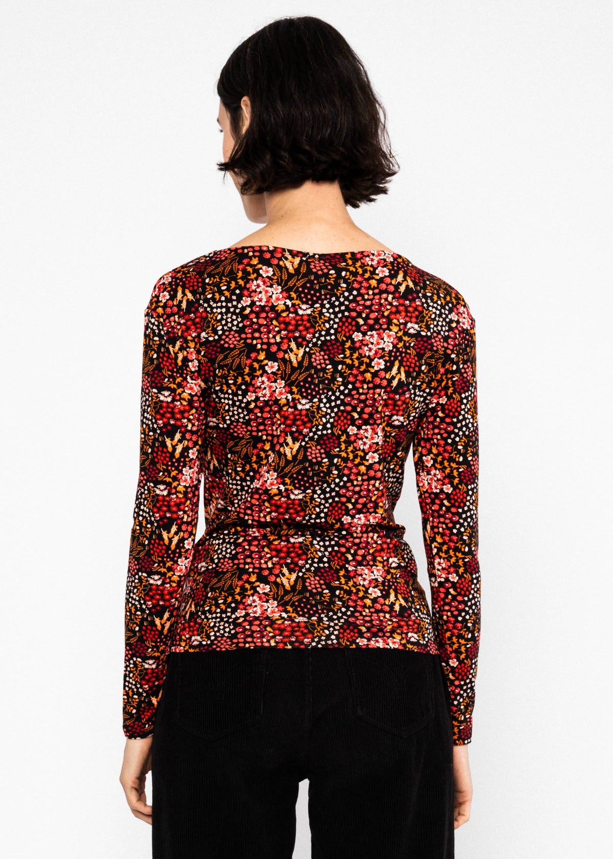 Blutsgeschwister Shirt mit Wasserfall "Wishful Waterfall" schwarz/geblümt