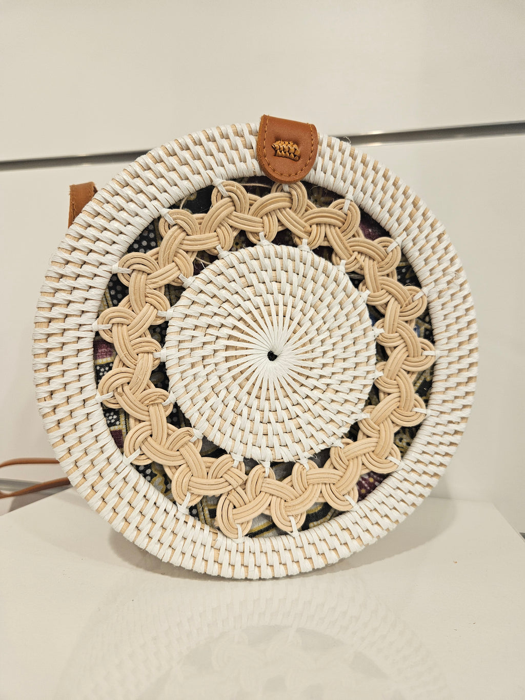 Korbtasche rund weiß/beige