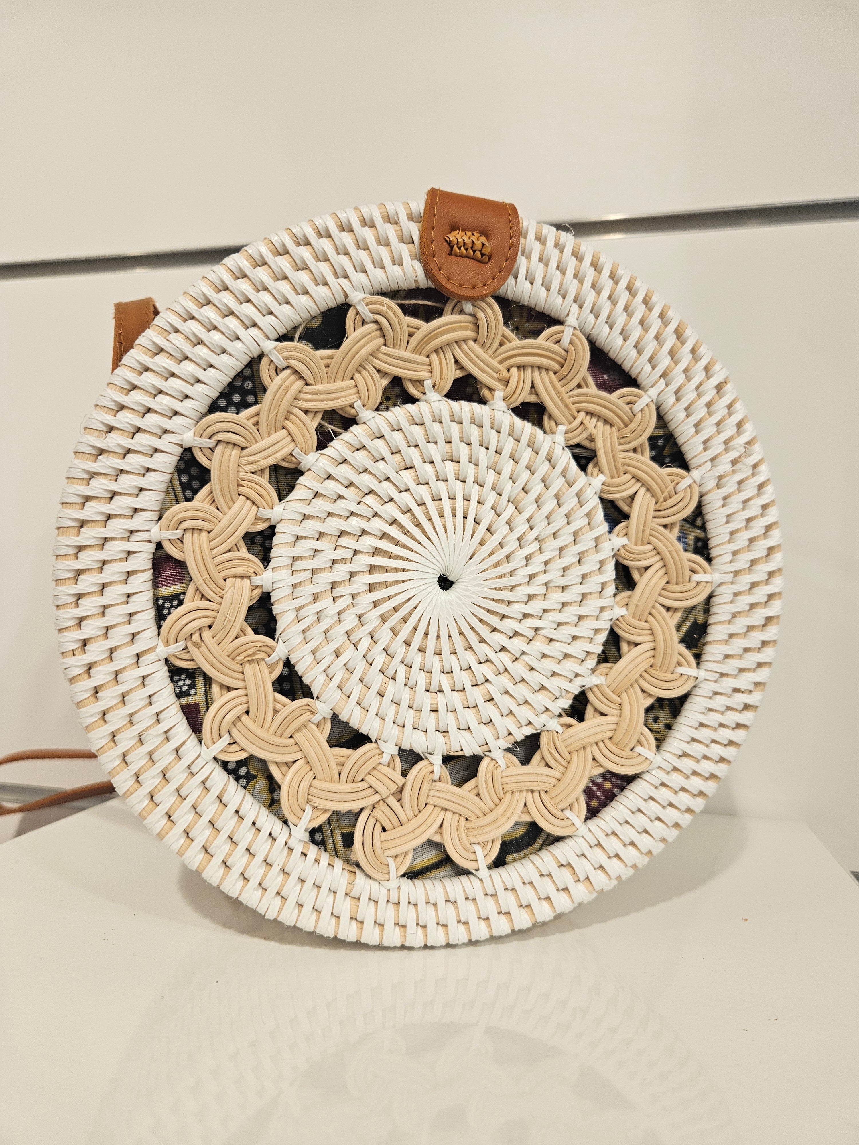 Korbtasche rund weiß/beige