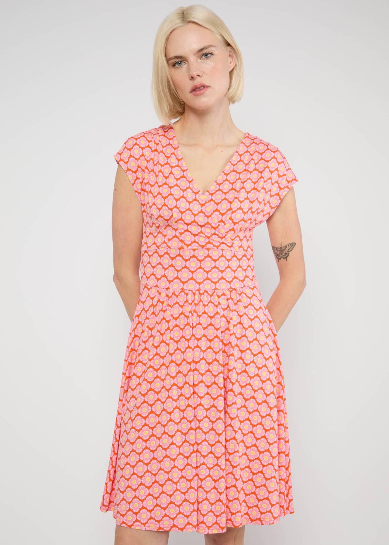 Blutsgeschwister Kleid "La vie est belle" orange/gelb geblümt