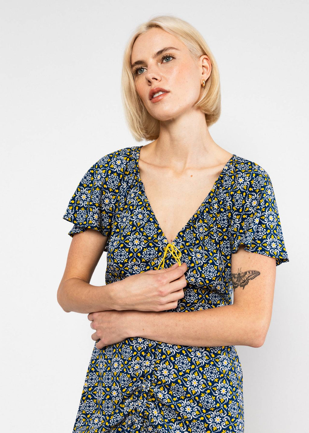 Blutsgeschwister Kleid "Sunset Goddess" blau/gelb gemustert