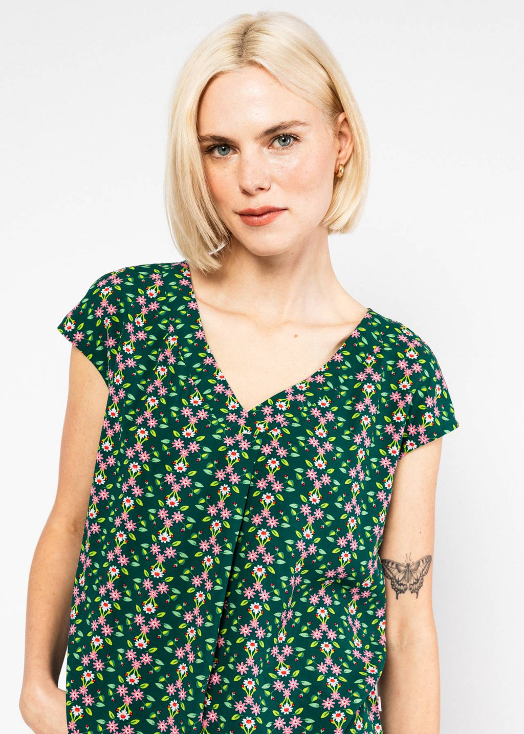 Blutsgeschwister Shirt "Liberty Maniac" grün/geblümt