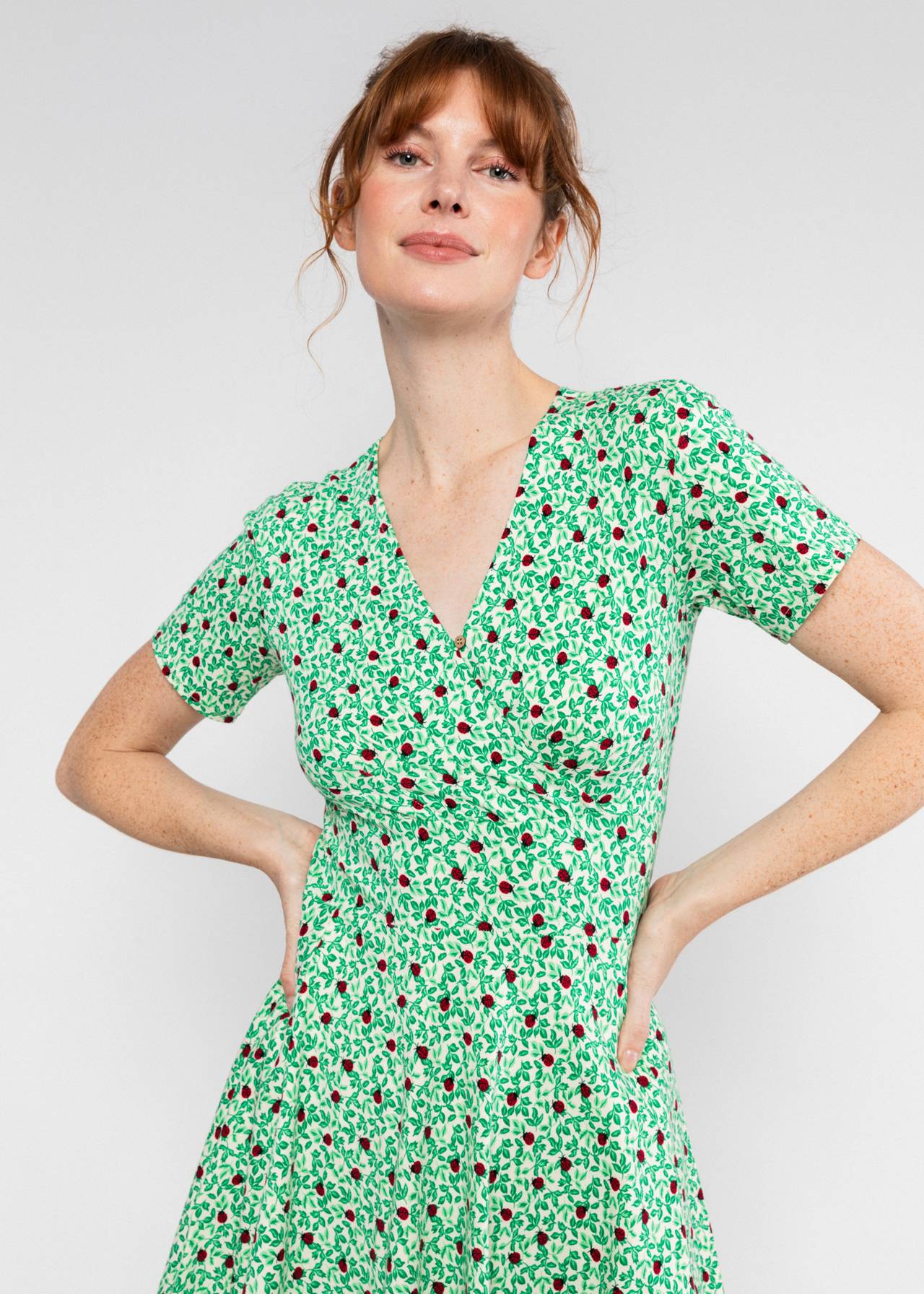 Blutsgeschwister Kleid "Shalala Tralala Spring" grün/Marienkäfer