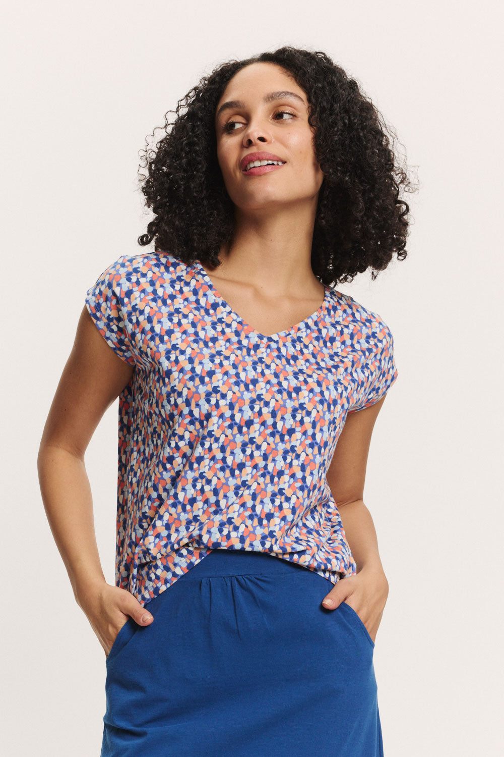 Tranquillo Shirt "Elliin" blau/bunt gemustert