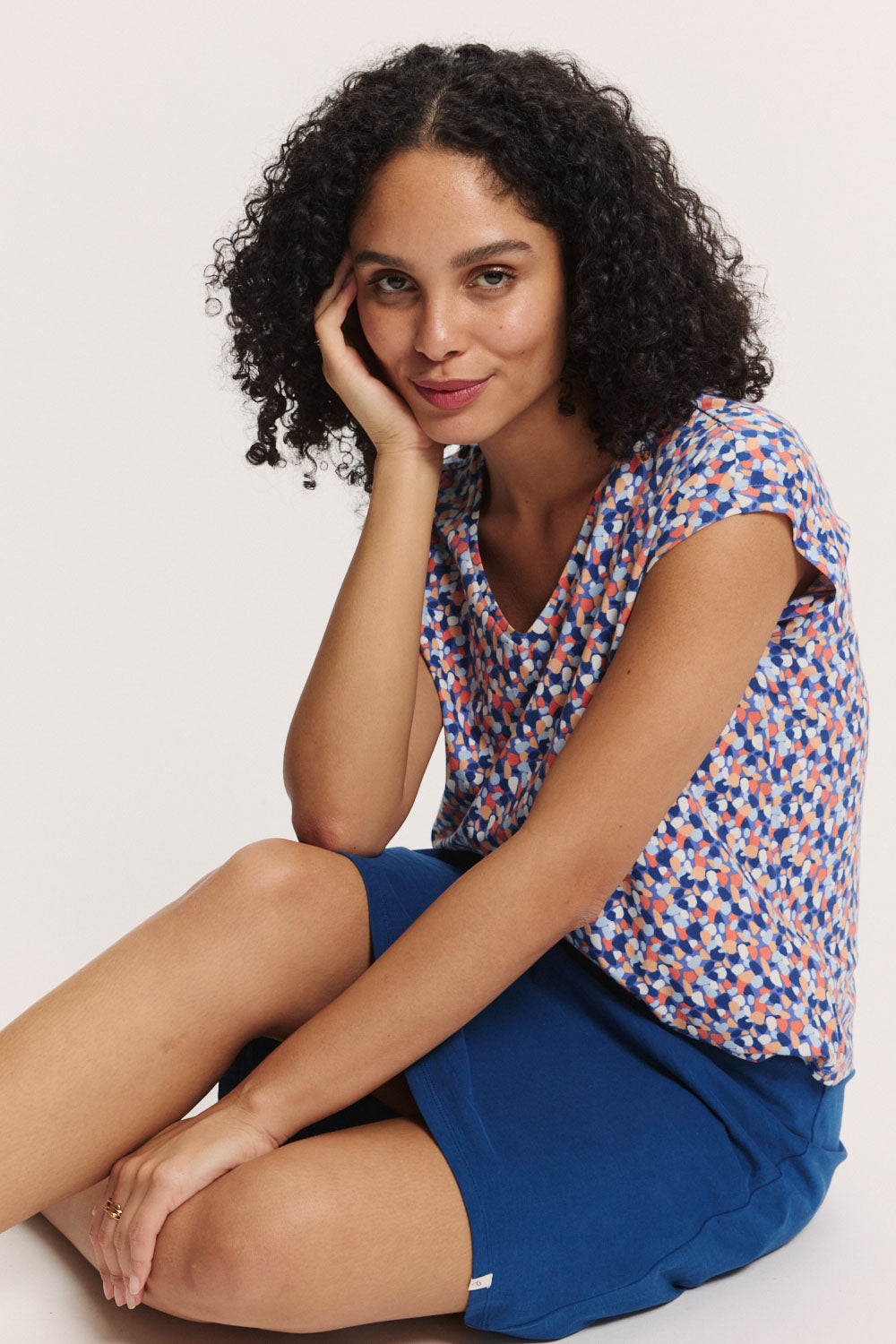 Tranquillo Shirt "Elliin" blau/bunt gemustert